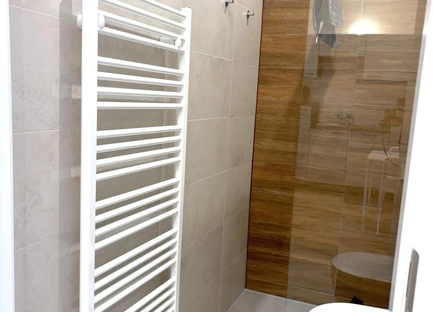דירה וינה Traumhafte Wohnung Fuer 2, Walk In Dusche, Extra Kueche, Nespresso, Zentral אוסטריה